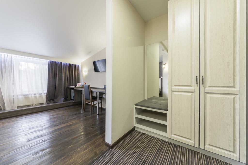 Apart Hotel Kvartira 1 Одесса Экстерьер фото
