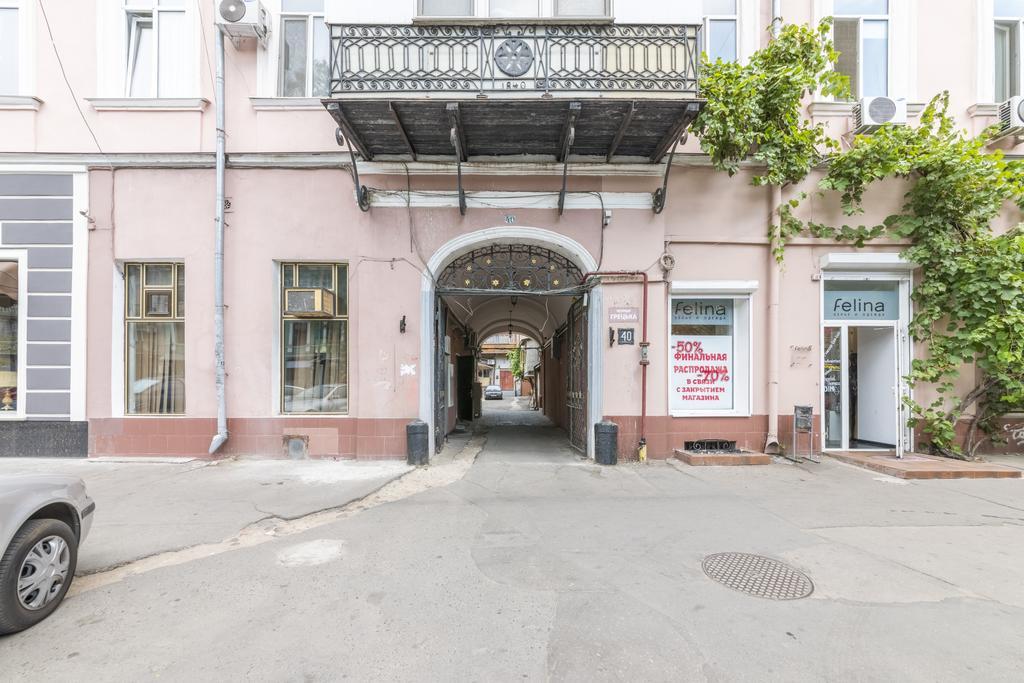 Apart Hotel Kvartira 1 Одесса Экстерьер фото